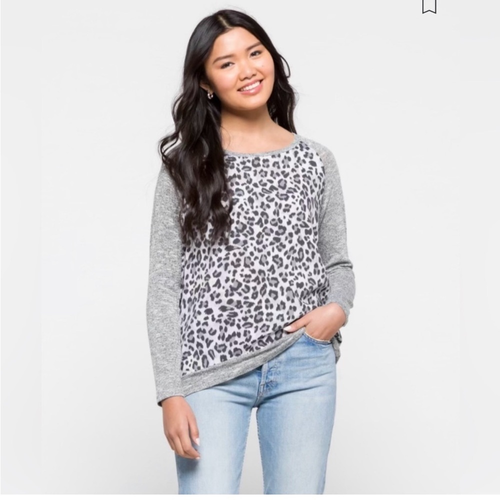 Kut from the Kloth mixed material benter top leopard print women size medium